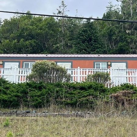 Rogue River Landing Resort Gold Beach Esterno foto